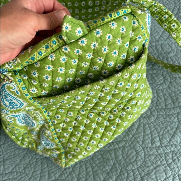 ✨UNICORN✨Vera Bradley Apple Green Duffel Weekender - Picture 4 of 5